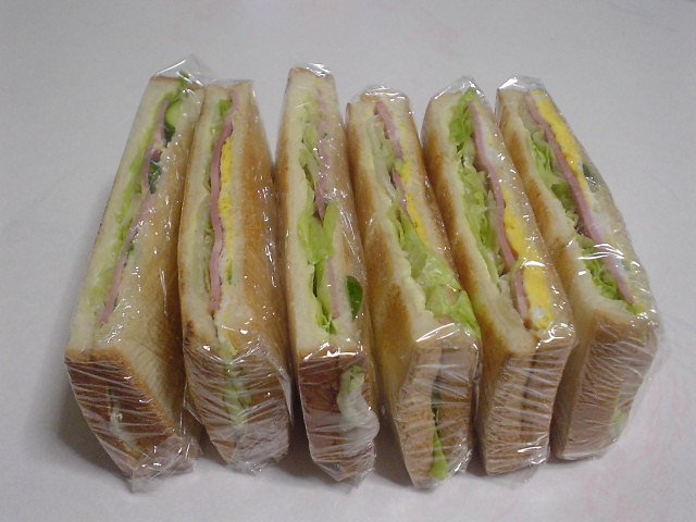 タマゴ・サンドイッチ
