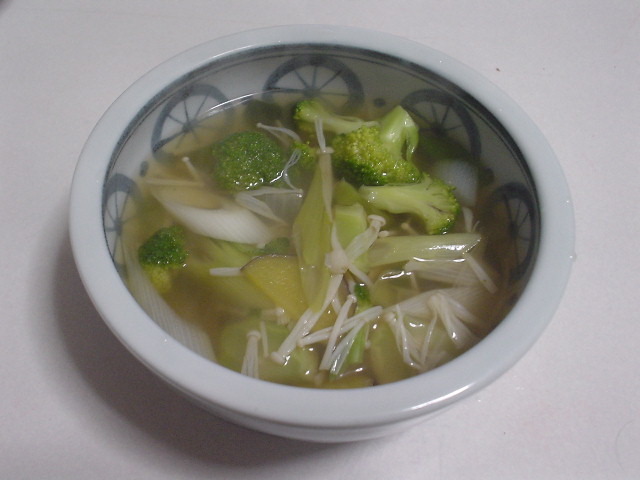 さつま芋とブロッコリーの野菜スープ