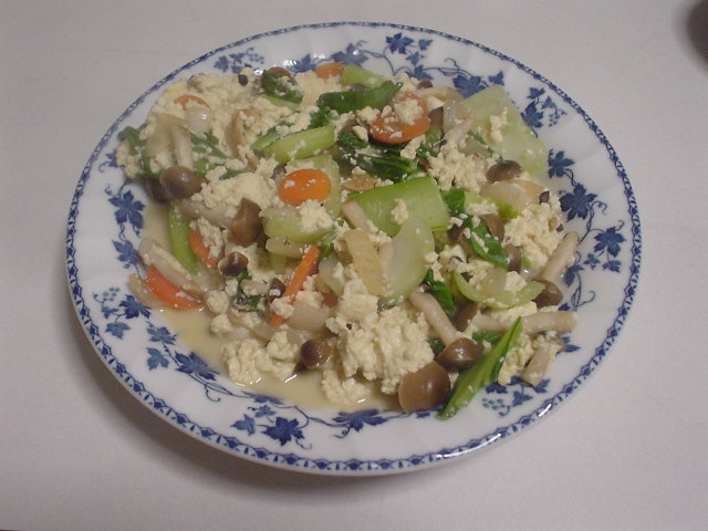 チンゲン菜の炒り豆腐
